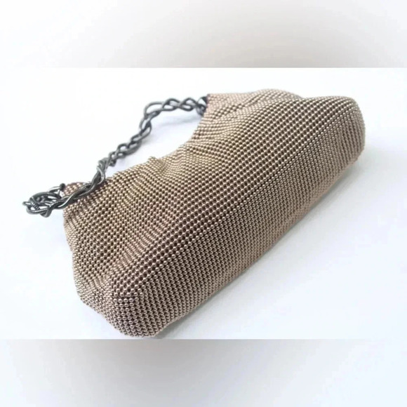 Whiting & Davis mesh evening bag/hand bag - Picture 6 of 11